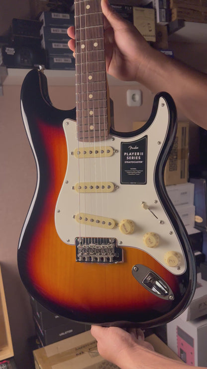 Fender Player II Stratocaster with RW FB in 3 Tone Sunburst MXS24055370