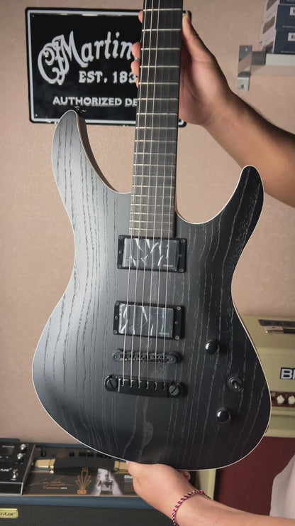 Fujigen FGN JMY3-ASH-E Mythic J-standard in Open Pore Black D240131