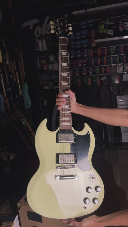 Gibson SG Standard 61 Classic In White w/Case 230430143