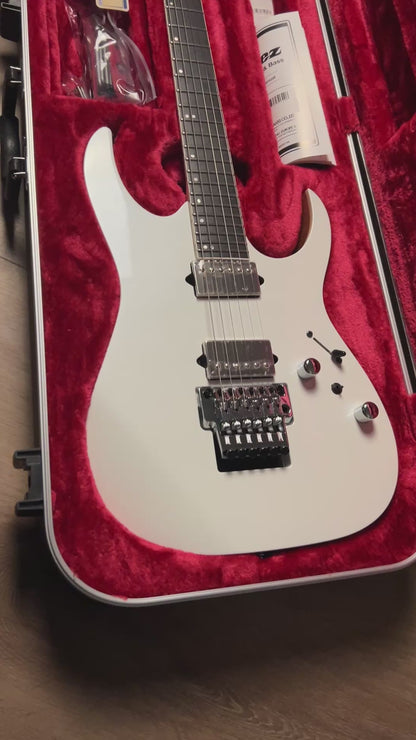 Ibanez Prestige RG5320C-PW in Pearl White F2413264