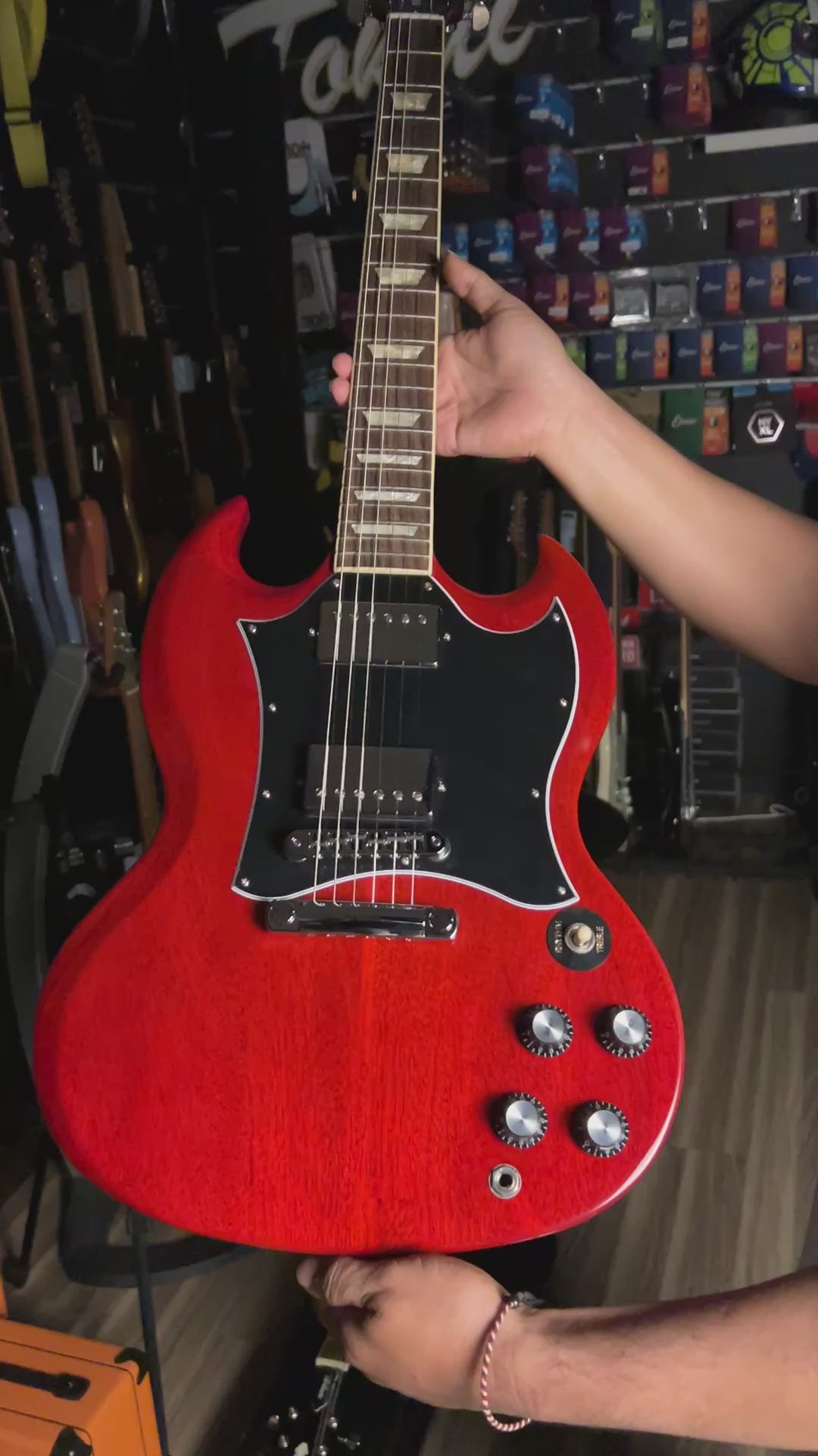 Gibson SG Standard in Heritage Cherry with Gigbag 203740170