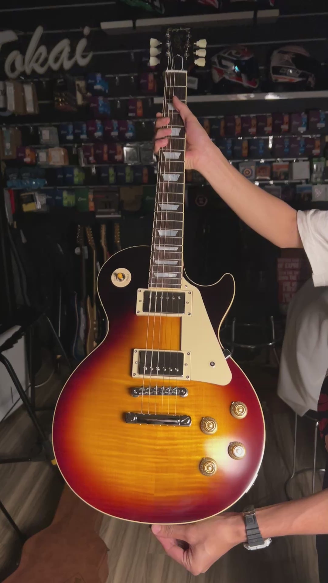 Epiphone 1959 Les Paul Standard Reissue in Washed Bourbon Burst w