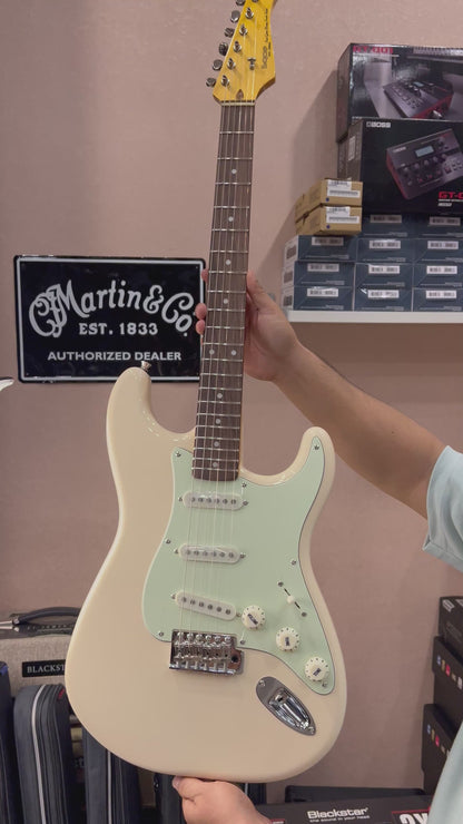 SQOE SEST1002 WH SSS Custom Shop Series in Olympic White Limited Edition with Hardshell Case