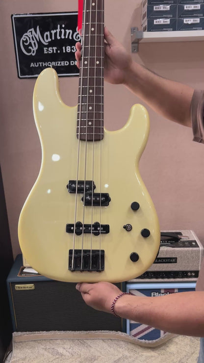 Fender Duff McKagan Precision Bass Guitar with Gigbag with RW FB in Pearl White MX22700286 (B Stock)