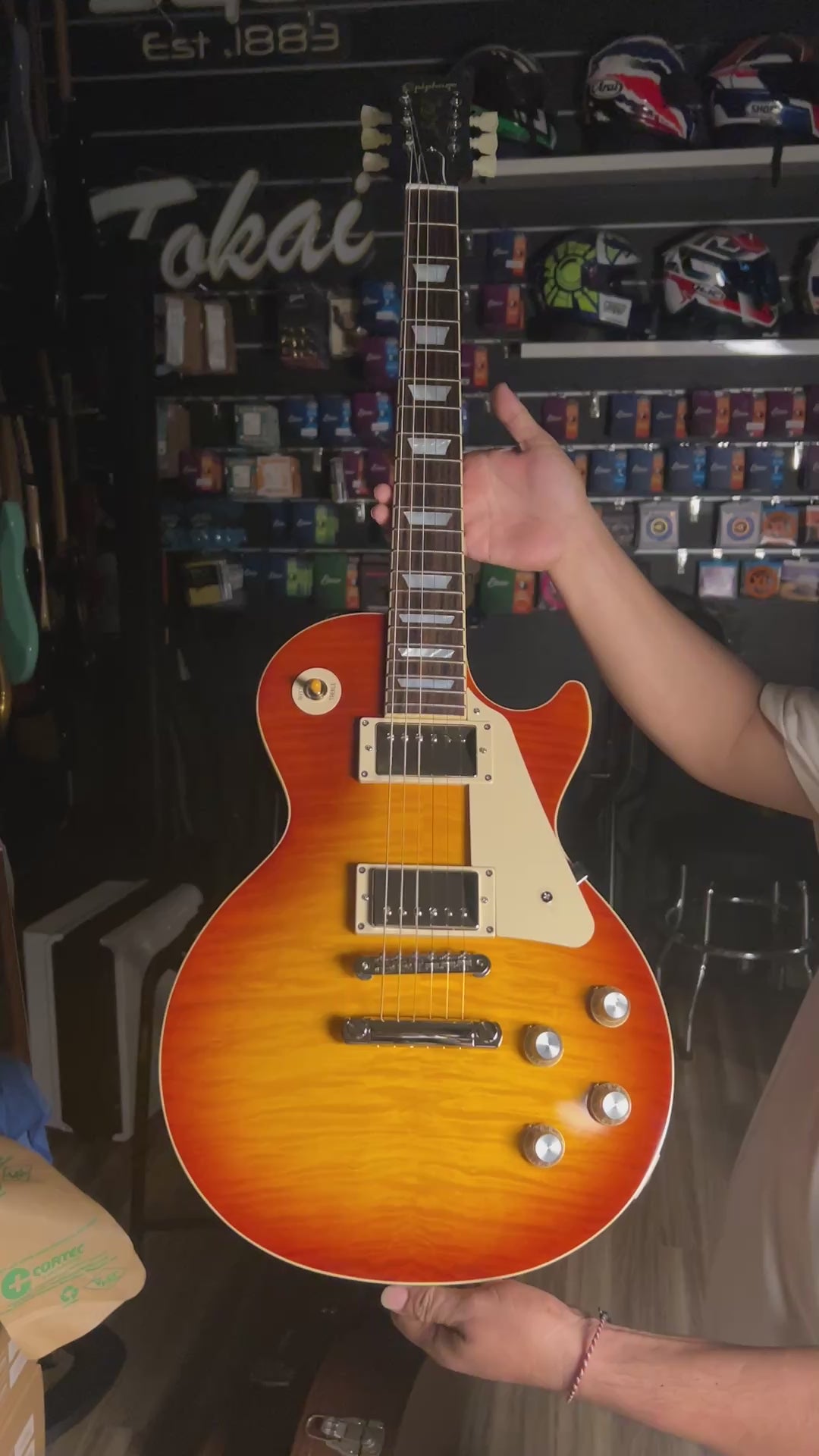 Epiphone 1960 Les Paul Standard Reissue in Washed Cherry Burst w