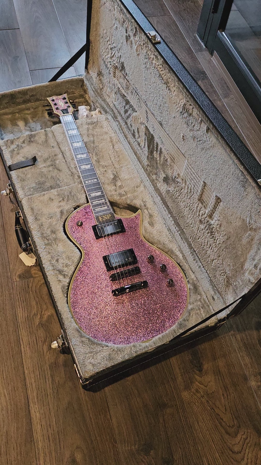ESP E-II EC-DB - Purple Sparkle (B Stock) – nafiriguitar.com