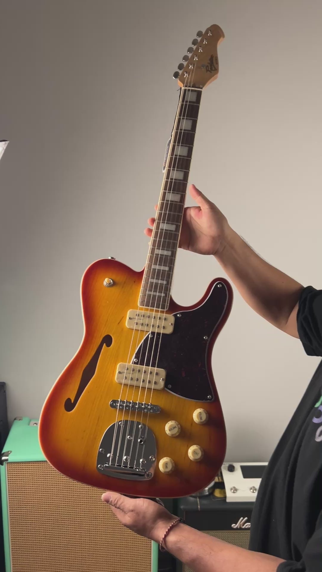 Revelation RFT DLX HB Thinline in Honey Burst – nafiriguitar.com