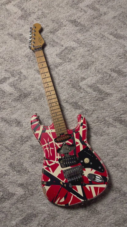 EVH Striped Series Frankenstein Relic - Red/Black/White EVH2202273