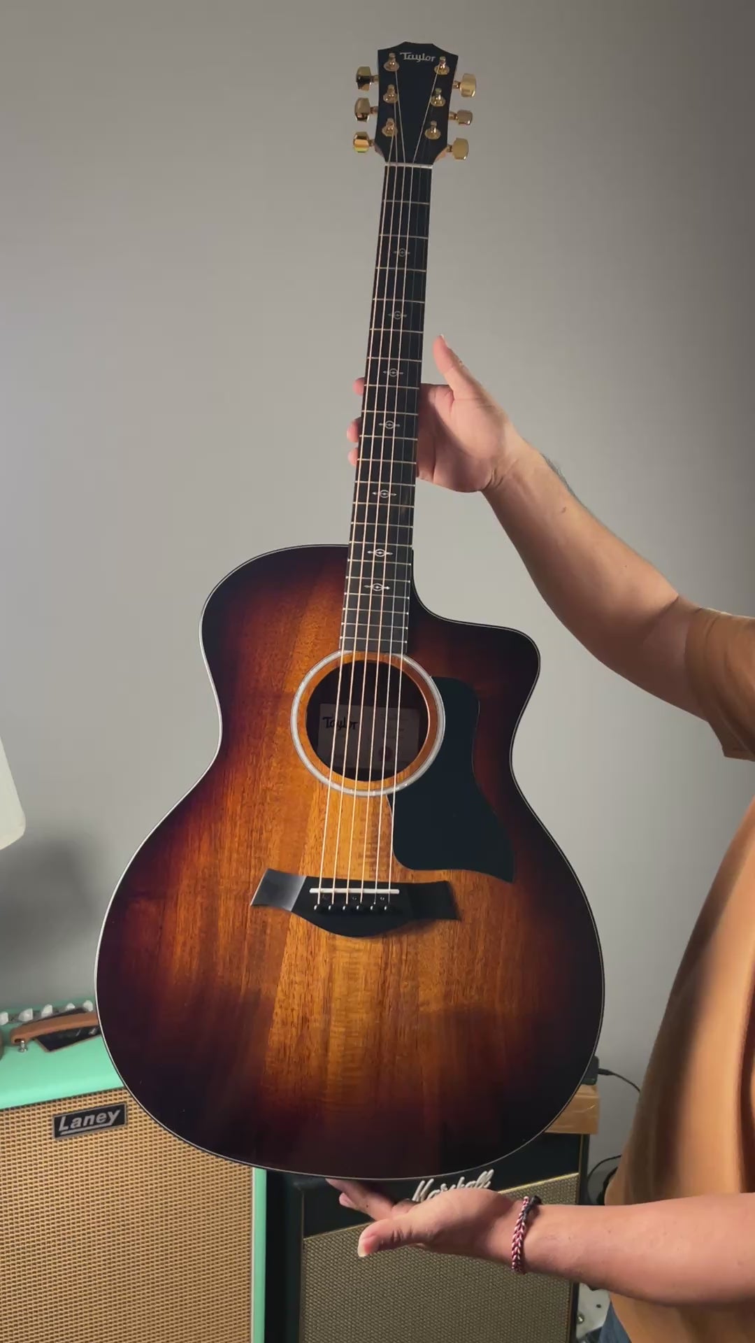 Taylor 224ce-K DLX - Shaded Edgeburst Layered Koa back and sides