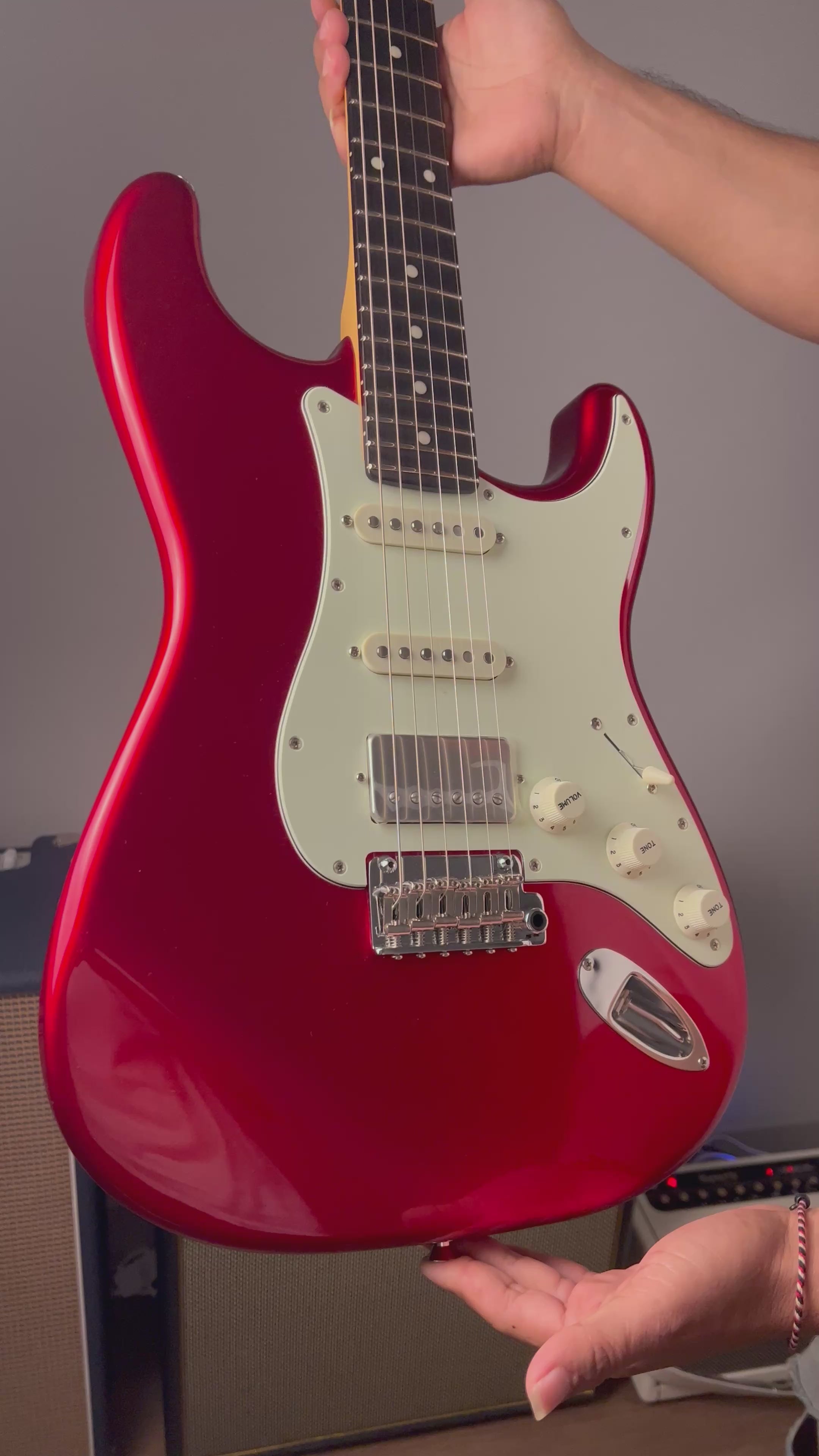 Tokai AST-423-101-SH/R CAR Goldstar Sound Japan in Candy Apple Red