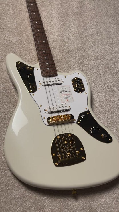 Fender Japan Traditional 2025 Collection 60s Jaguar with RW FB in White Pearl JD25012943