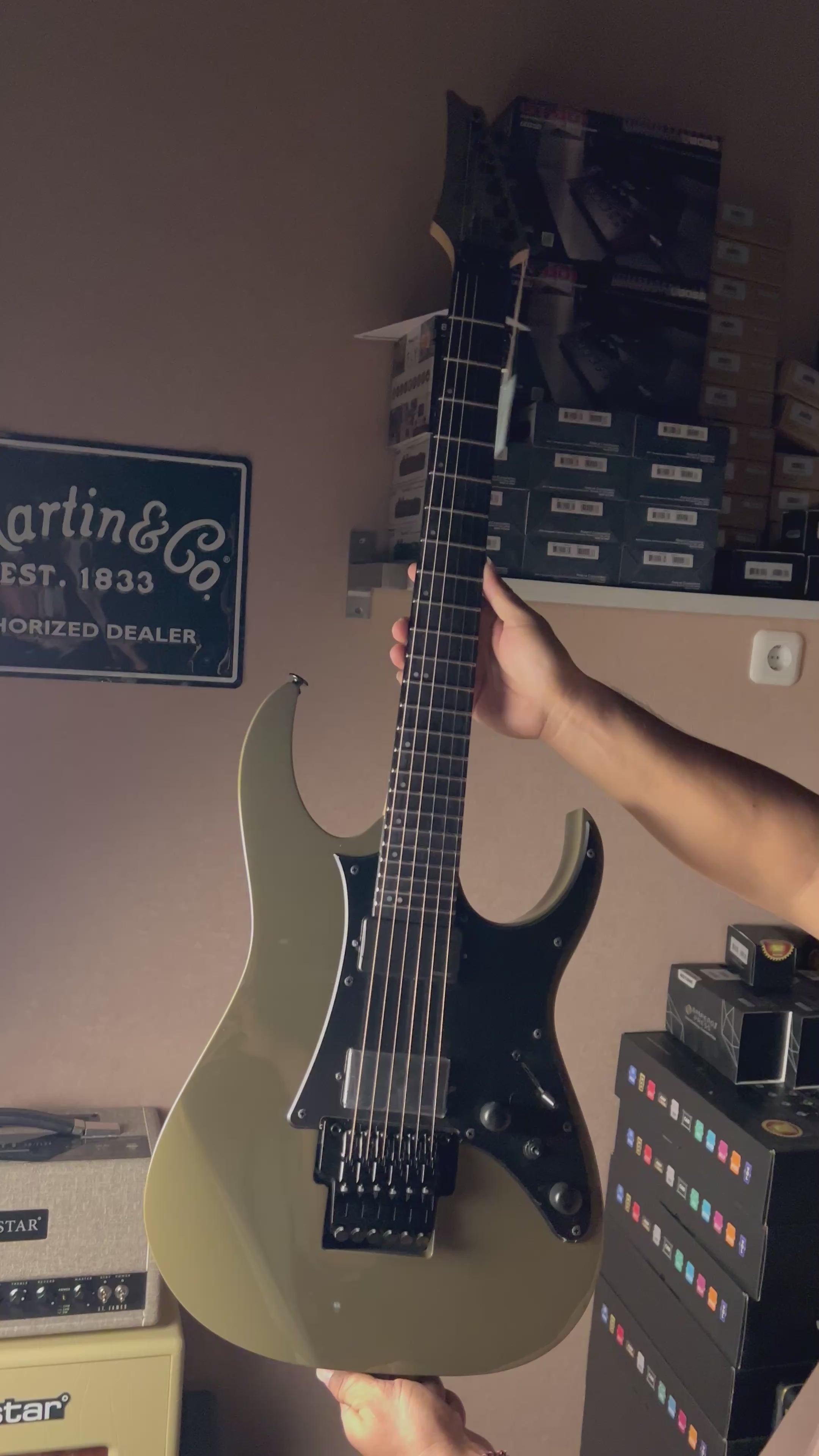 Ibanez RGR5130-KM in Khaki Metallic with Case F2428040