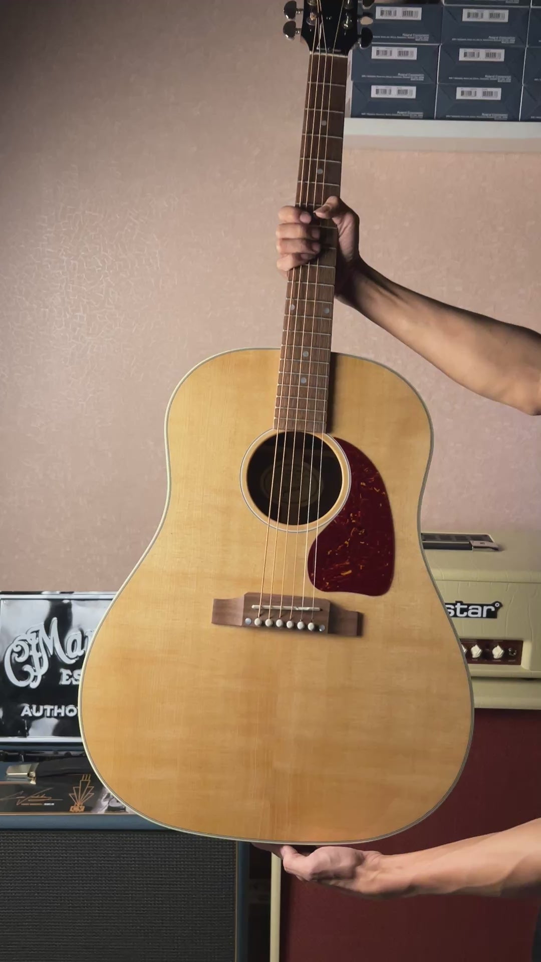 Gibson Acoustic J-45 Studio Walnut in Antique Natural 20403016