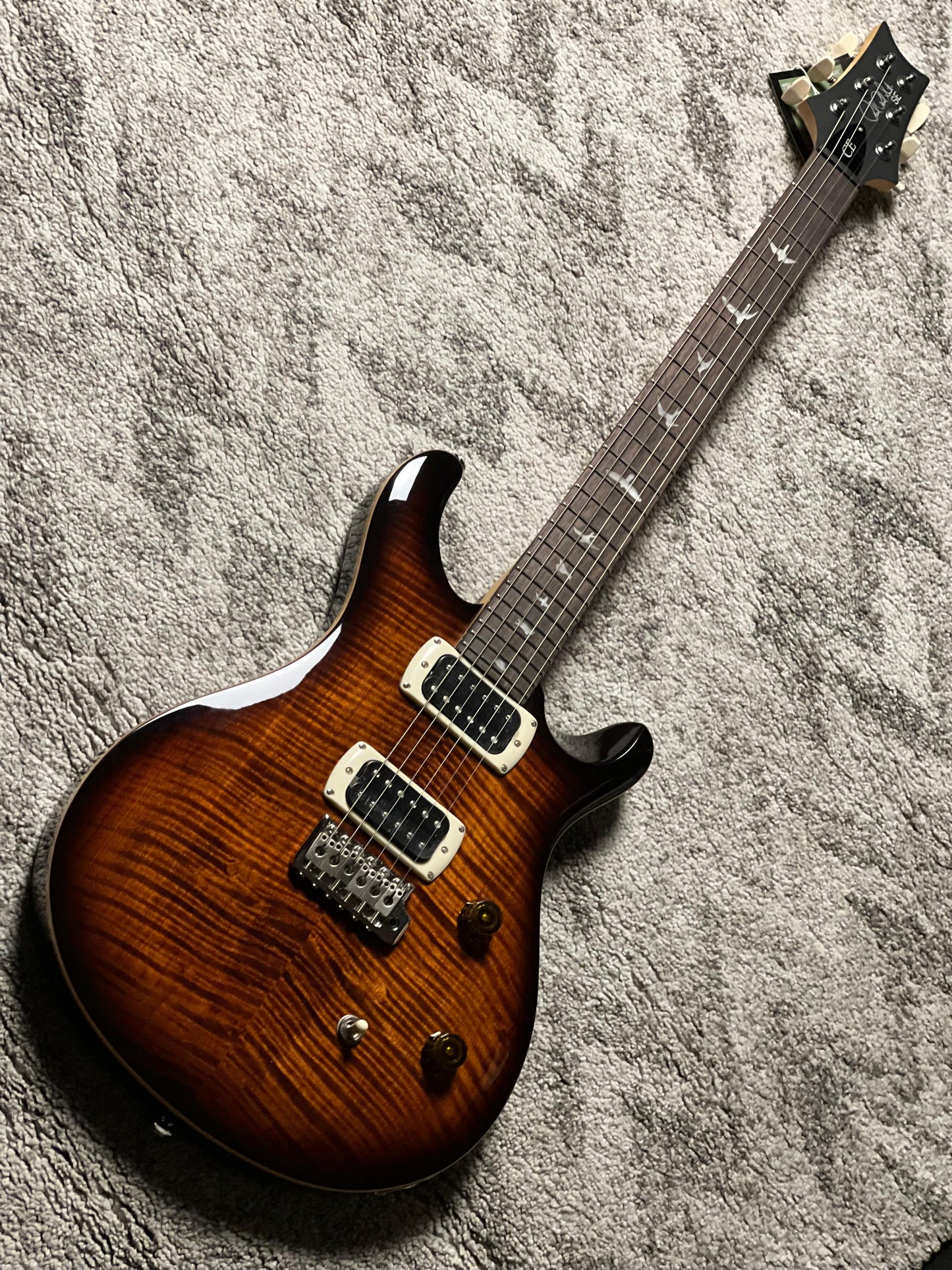 PRS SE CE 24 Bolt On in Black Gold Sunburst