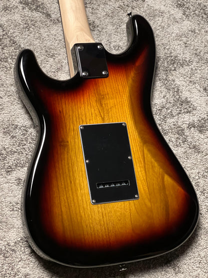 SLX Hawk Classic Essentials 22 HSS with Rosewood FB in in 3-Tone Sunburst