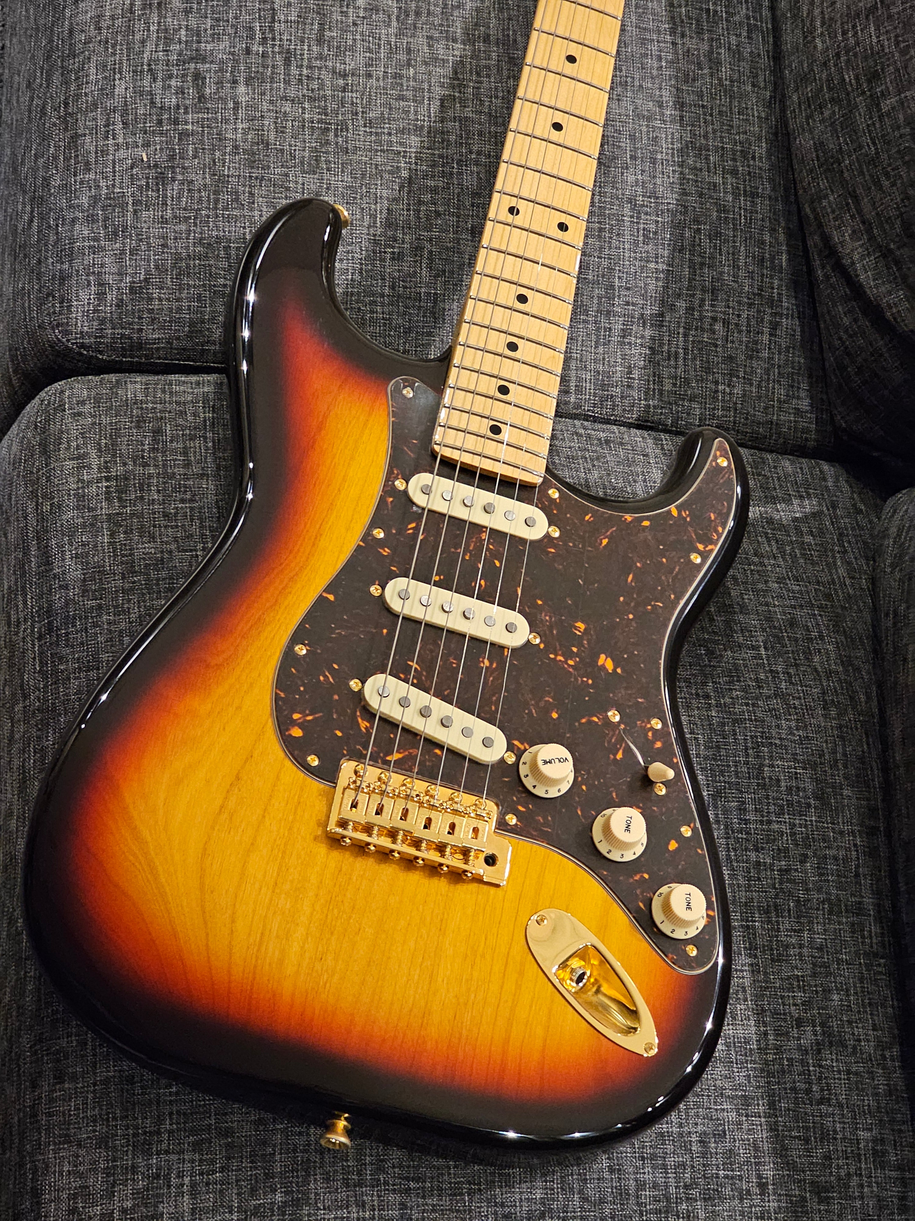 Tokai AST-100 GH YS/M Goldstar Sound Japan Premium in Yellow