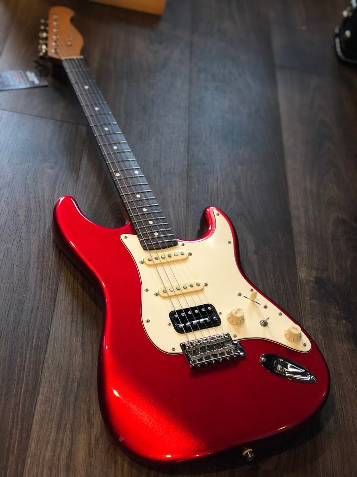 Gilmour Reeds Gilmour Guitar Custom Shop Modern Vintage สี Candy Apple Red ...