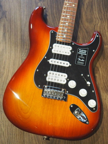 Fender Player Series Stratocaster HSH Pau Ferro Tobacco Sunburst