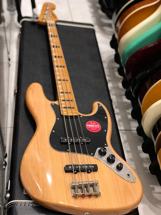 Squier Classic Vibe 70s Jazz Bass - Natural