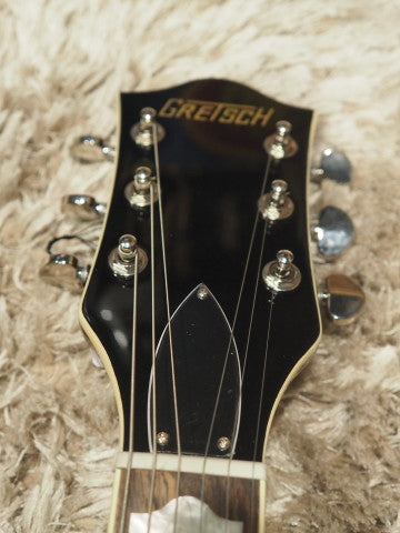 Gretsch G2420 Streamliner in Walnut