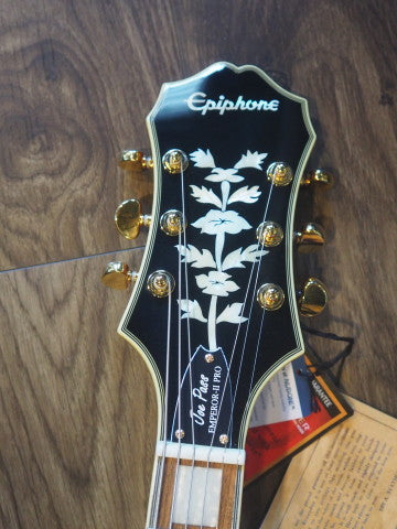 Epiphone Joe Pass Emperor-II PRO - สีธรรมชาติ