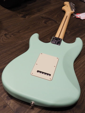 Fender American Performer Stratocaster HSS Maple FB in Satin Surf Green