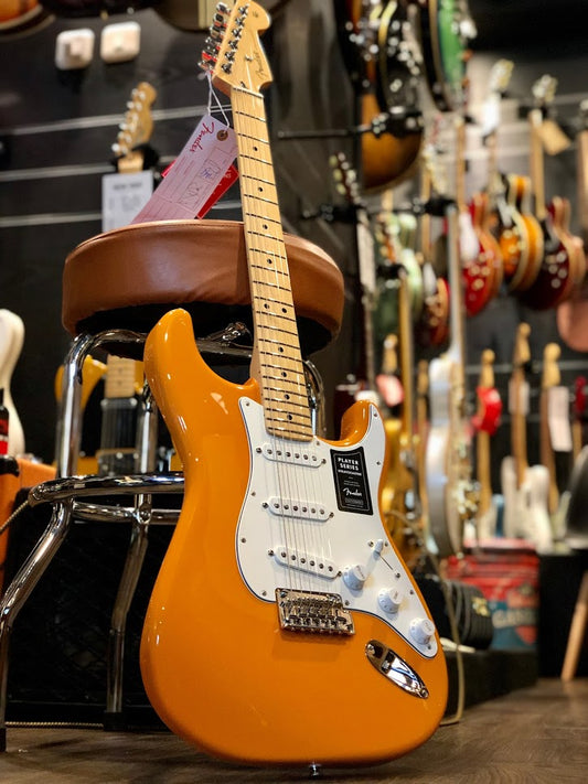 Fender Player Series Stratocaster - Capri Orange