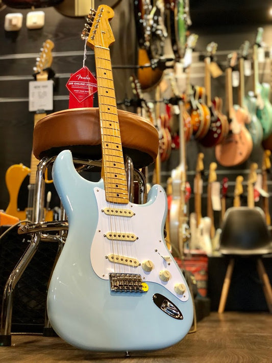 Fender Vintera `50s Stratocaster - Sonic Blue
