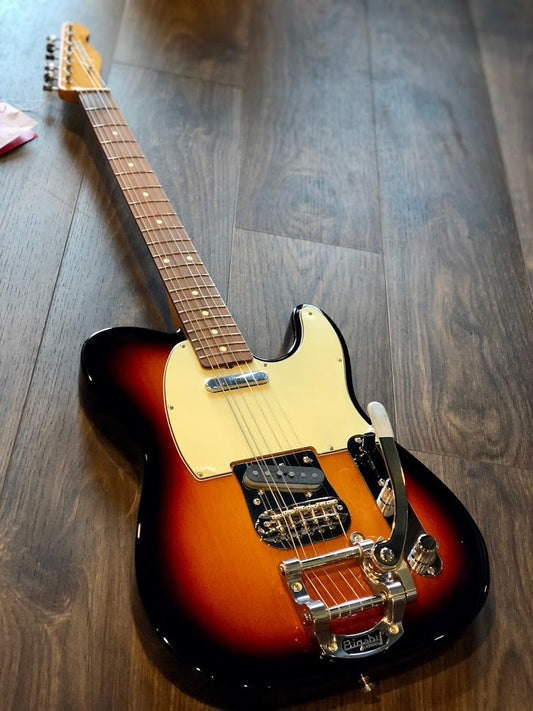 Fender Vintera `60s Telecaster with Bigsby in 3-Tone Sunburst