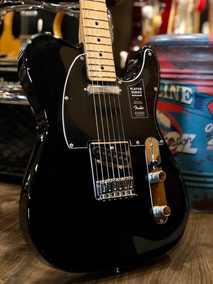 Fender Player Series Telecaster Maple Neck Black