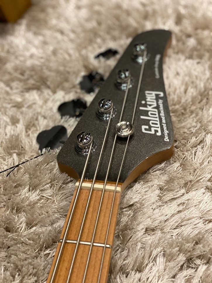 Soloking MJ-1 Classic Bass สี Pewter Grey พร้อมคอเมเปิลคั่ว 
