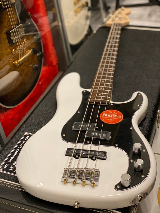 Squier Affinity Precision Bass PJ - Olympic White with Laurel FB