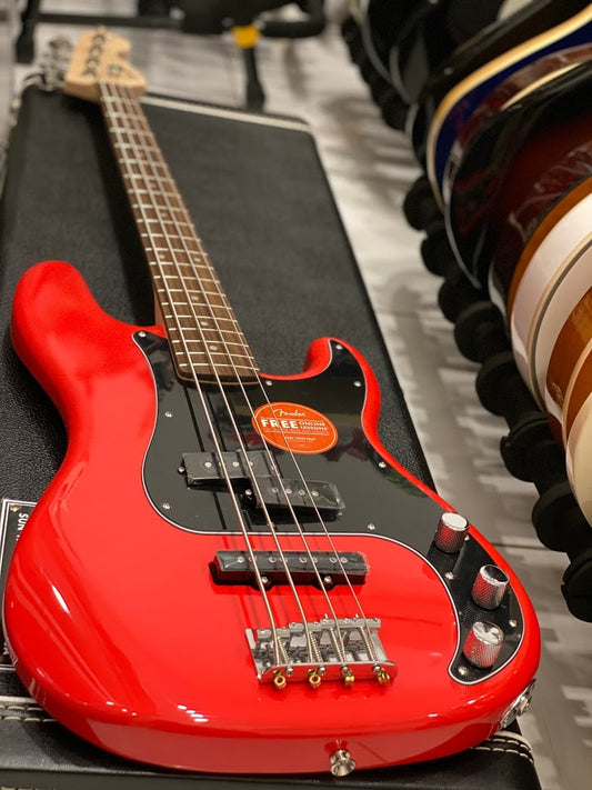 Squier Affinity Precision Bass PJ - Race Car Red พร้อม Laurel FB