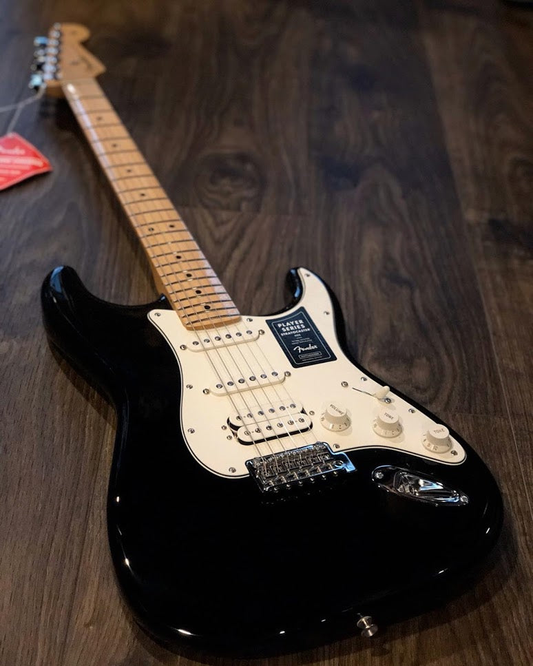 Fender Player Series Stratocaster HSS MN สีดำ