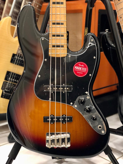 Squier Classic Vibe 70s Jazz Bass - 3 Tone Sunburst