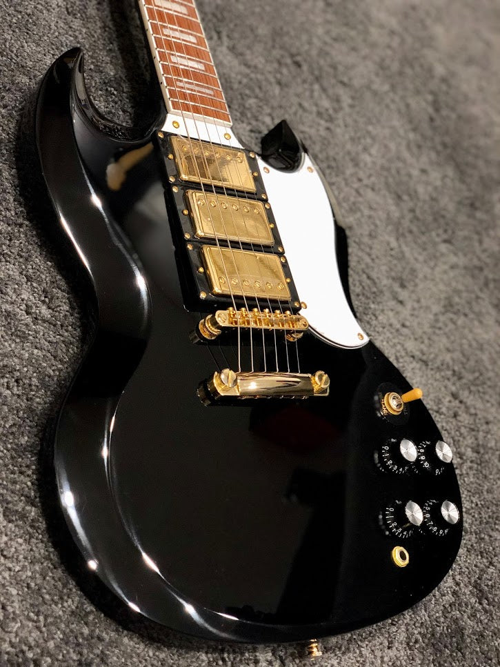 Tokai SG-71S BB in Black Beauty with Gold Hardware