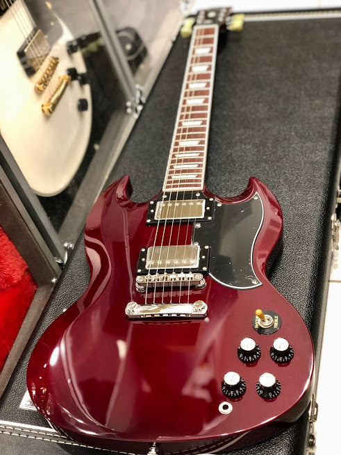 Tokai SG-58 CH in Cherry Traditional Series (MIC)
