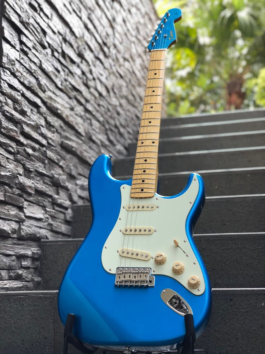 Tokai TST-50 LPB/M Goldstar Sound Japan in Lake Placid Blue