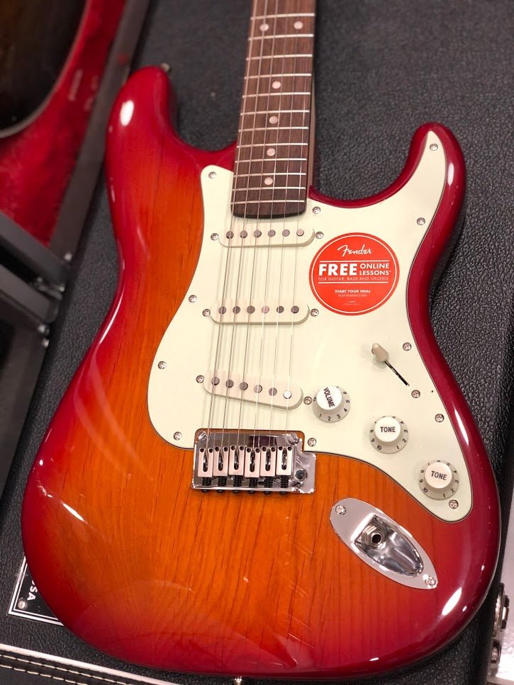 Squier cherry deals sunburst