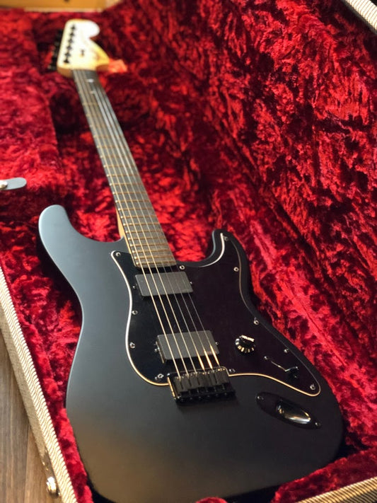 Fender Jim Root Stratocaster - Flat Black with Ebony Fingerboard