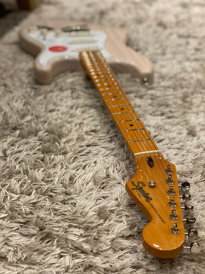 Squier Classic Vibe 50s Stratocaster With Maple FB in White Blonde