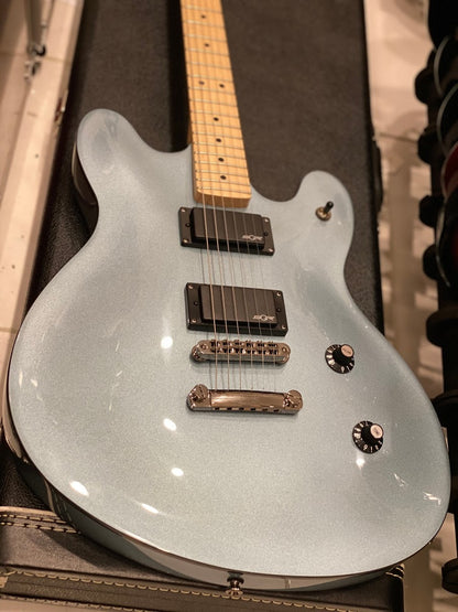 Squier Contemporary Active Starcaster - Ice Blue Metallic
