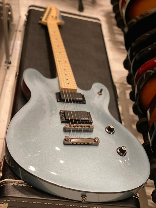 Squier Contemporary Active Starcaster - Ice Blue Metallic