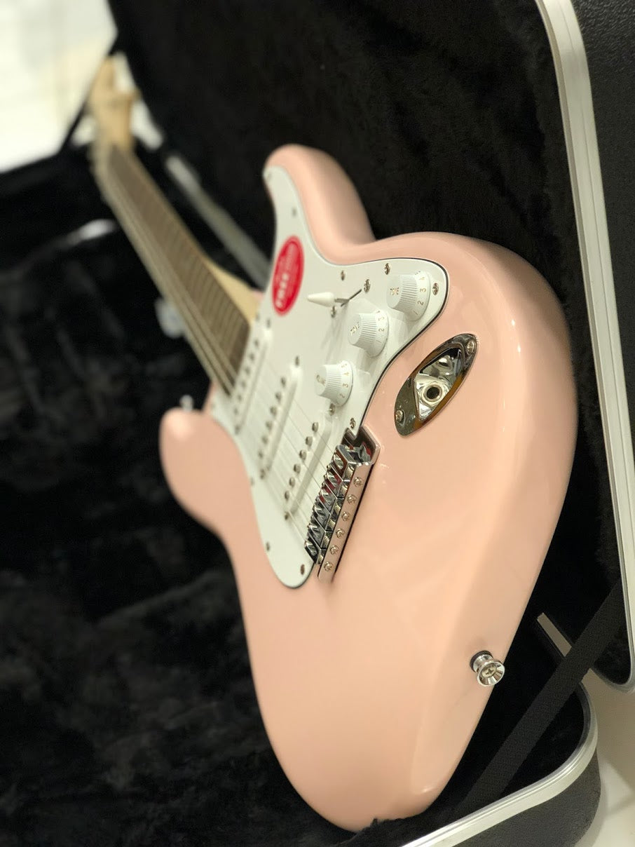 Squier Affinity Stratocaster สีชมพูเชลล์