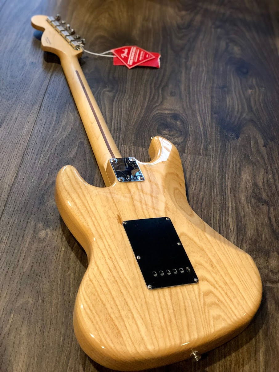 Fender Alternate Reality Sixty-Six - เป็นธรรมชาติ