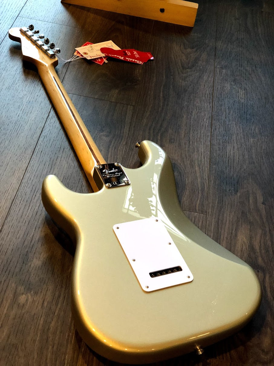 Fender Classic Player 50s Stratocaster in Shoreline Gold with Maple FB