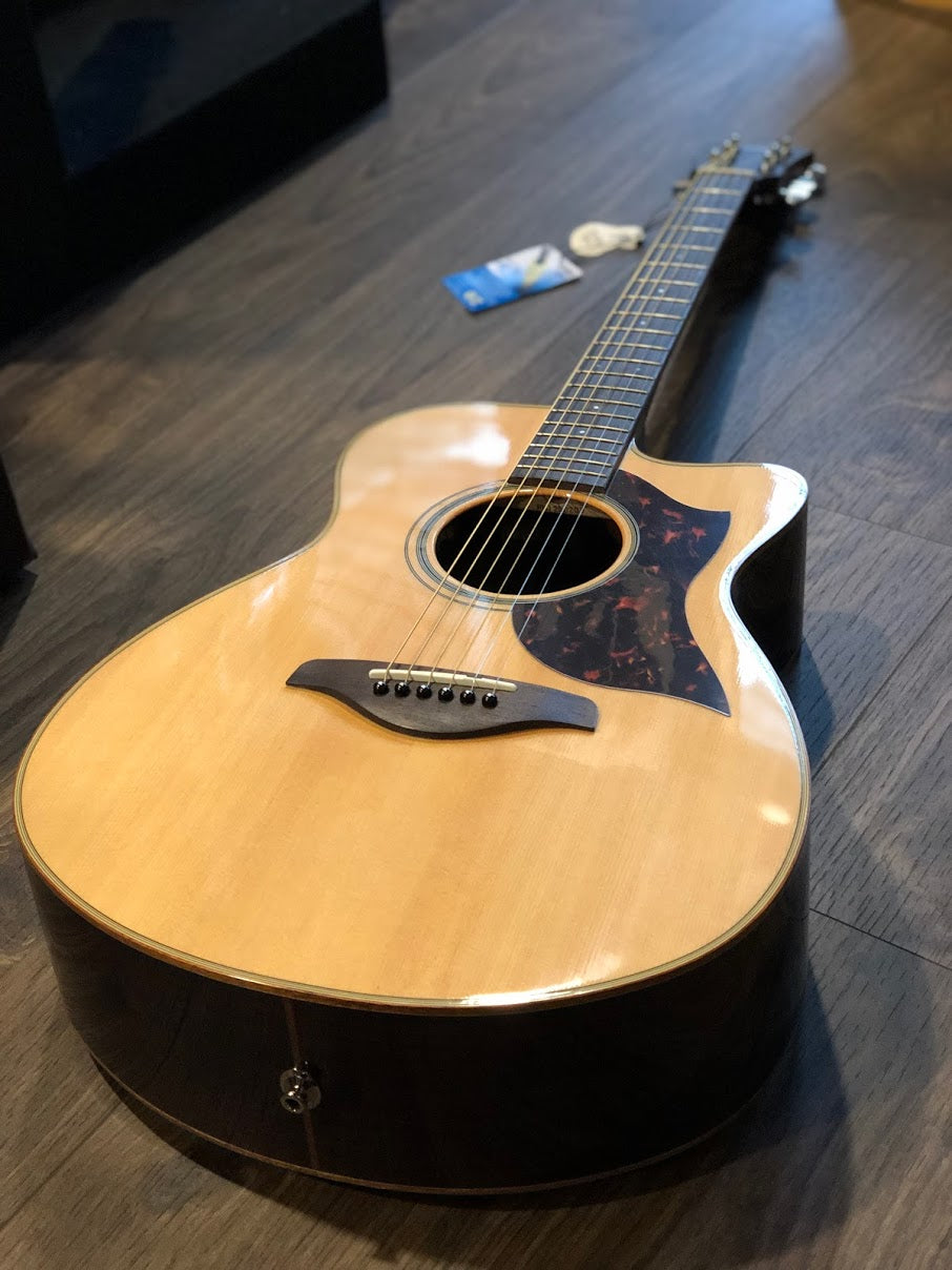 Yamaha AC1R with Rosewood Back and Solid Top