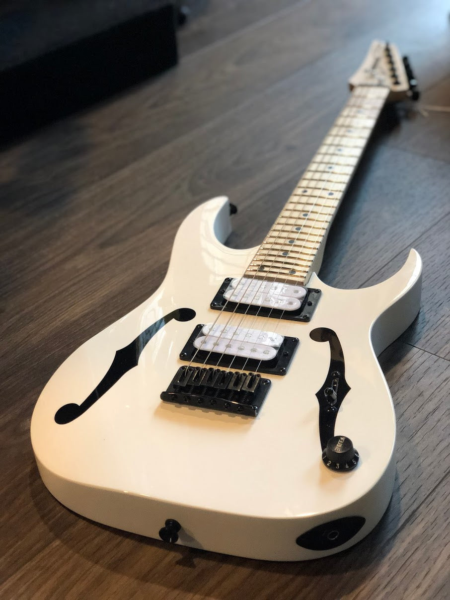 Ibanez PGMM-31 WH Paul Gilbert Signature miKro in White