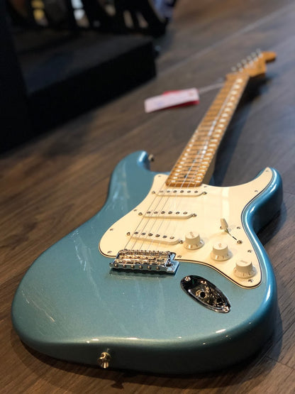 Fender Player Series Stratocaster in Tidepool with Maple FB