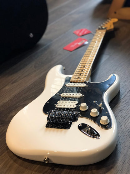 Fender Player Series Stratocaster HSS Floyd Rose in Polar White with Maple FB